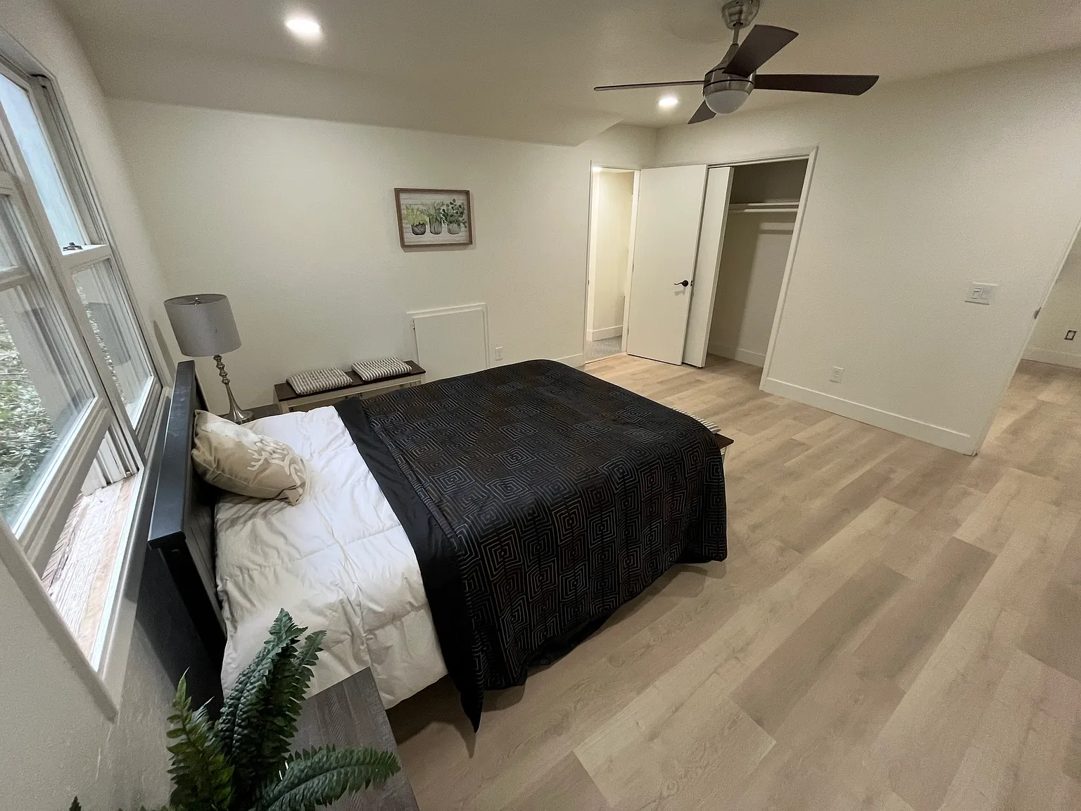 4059 Ridge St — Photo 3