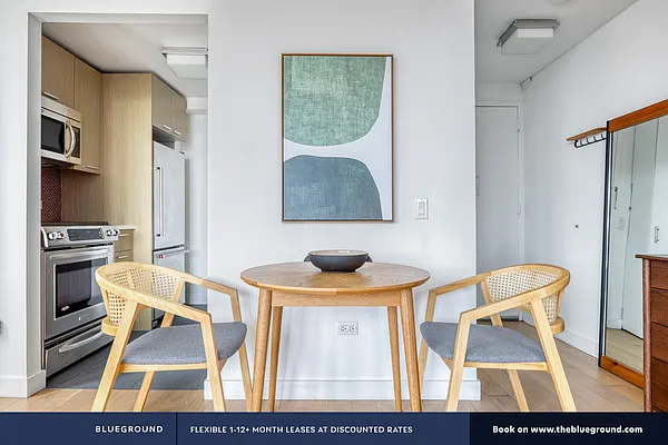 Rented by The Blueground | media 35