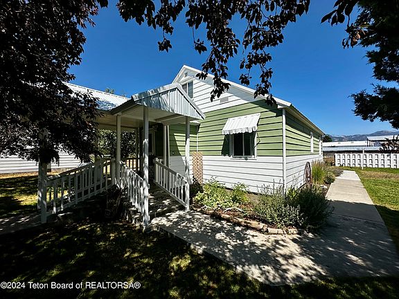 2nd image of 5248 County Road 125