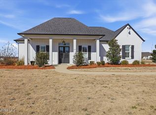 735 Cotton Creek Trl, Brandon, MS 39047