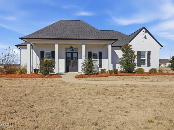 735 Cotton Creek Trl, Brandon, MS 39047