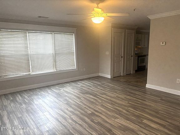3rd image of 3921 Cherokee Woods Way APT 103