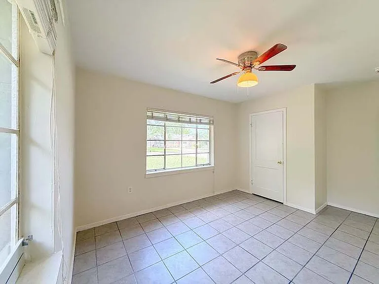 1318 Divot Ln — Photo 26