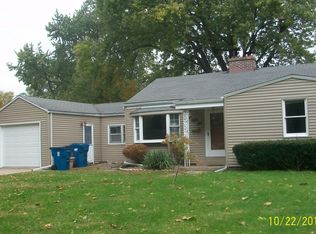 656 E Mulberry St, Watseka, IL 60970