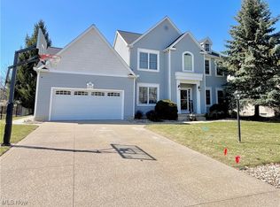 5874 Northampton Dr, Medina, OH