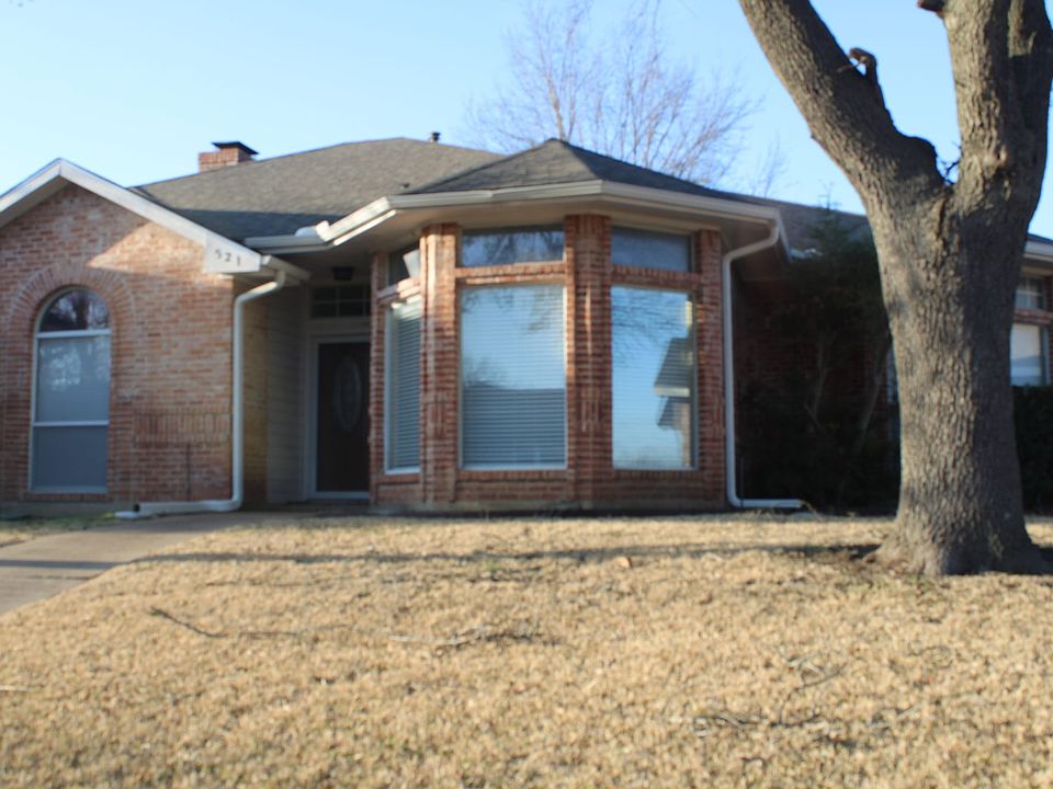 1st image of 521 E Lanett Dr