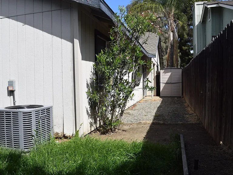 1317 Rice Ln — Photo 15