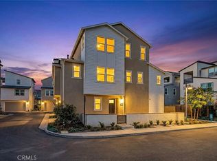 418 Lobata, Irvine, CA 92618