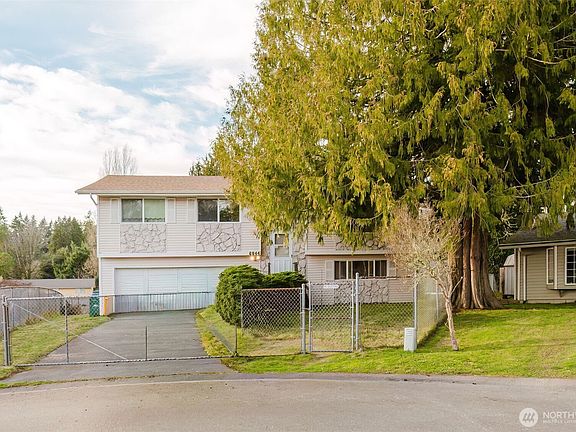 5th image of 6844 NE Helena Court