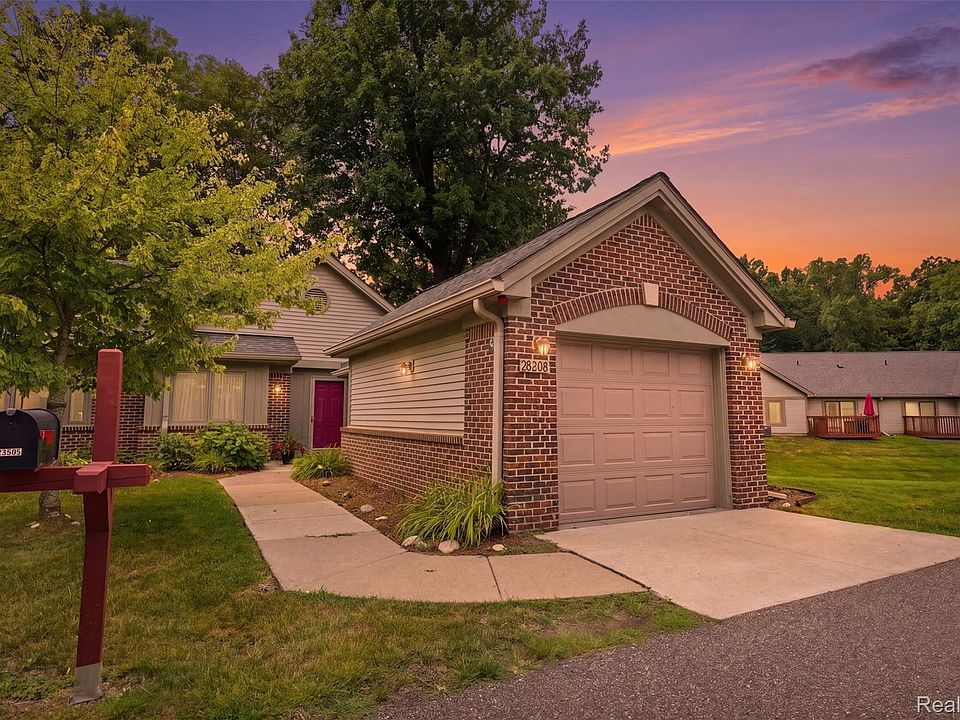 1st image of 21305 Juniper Ct #61