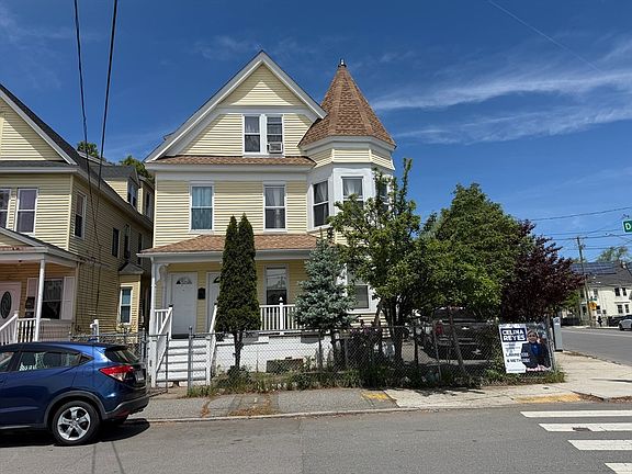 2nd image of 46-46A Dorchester St