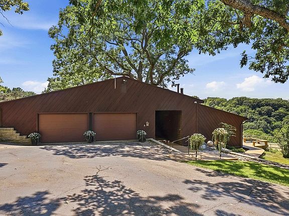 5th image of 3485 Echo Hills Dr