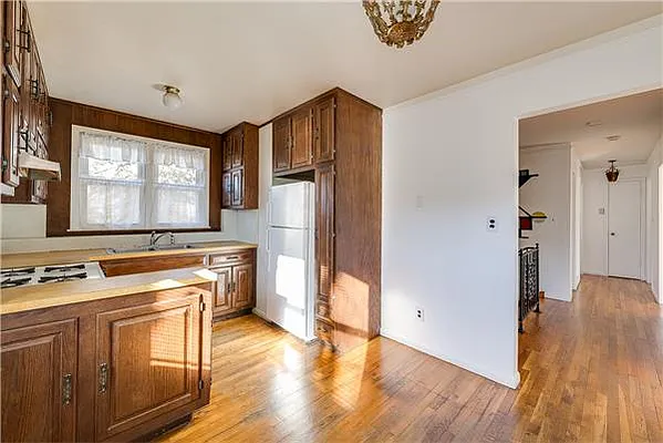 Sold by Exclusive Properties Sotheby's International Realty | media 5