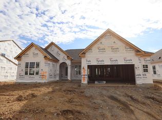 5978 Hawks Ln, Milford, OH 45150