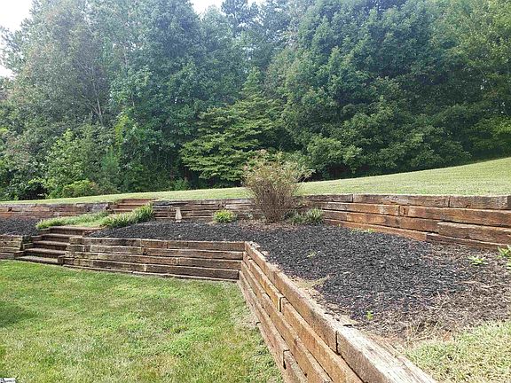 4th image of 121 Glencreek Dr
