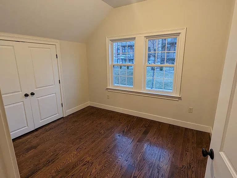 1110 Fairview Ave #6 — Photo 18