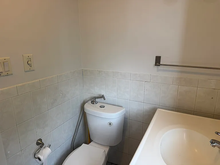64 Cambridge Ave #1 — Photo 9