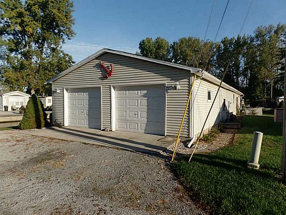 5th image of 6897 Dorothy Ln