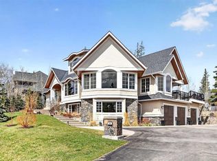 101 S Hawks Landing Dr, Foothills County, AB T0L 1W3