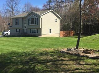 141 Crescent Way, Albrightsville, PA 18210