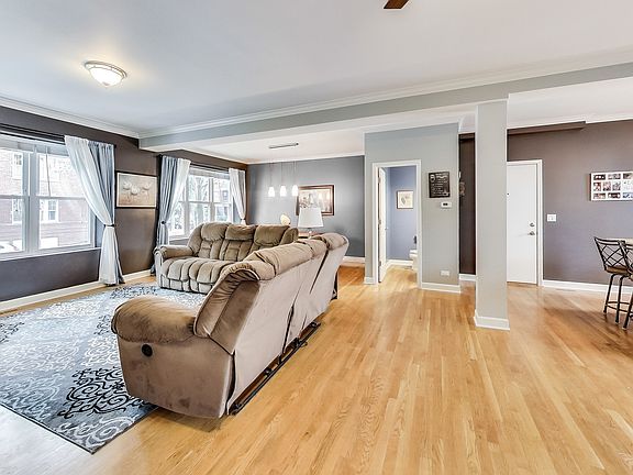5th image of 3421 N Wolcott Ave #1