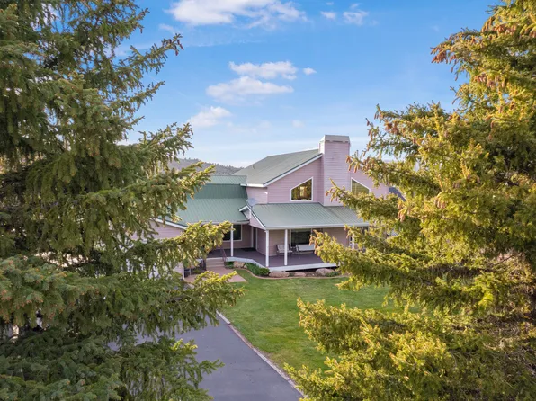 48 S Sage Rd, Pine Valley, UT 84781