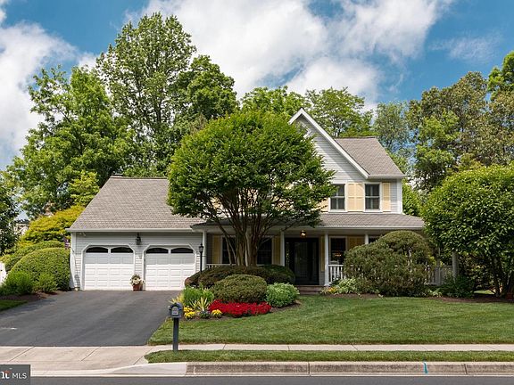 4th image of 54 Shenandoah Dr