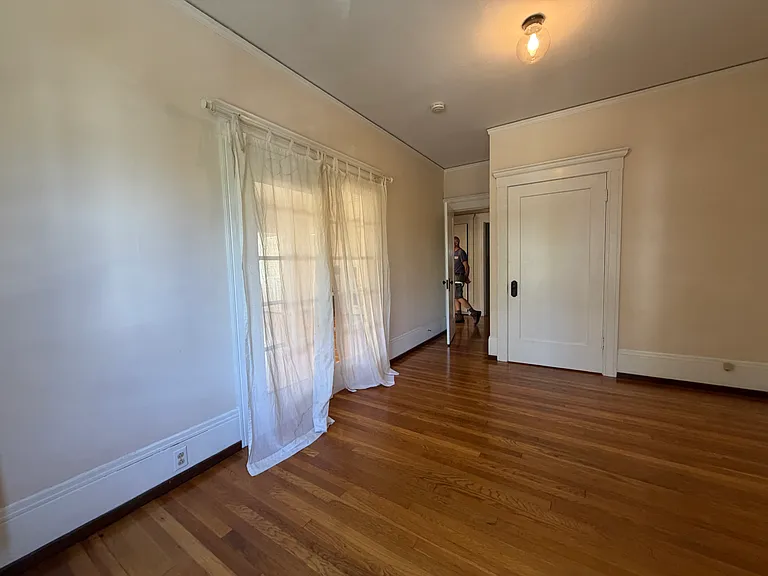 2726 Dwight Way — Photo 18