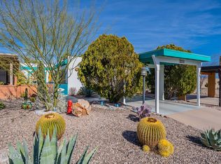 220 W Calle De Las Profetas, Green Valley, AZ 85614
