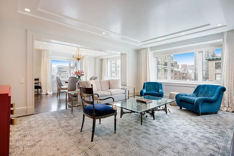 530 Park Avenue — Photo 1