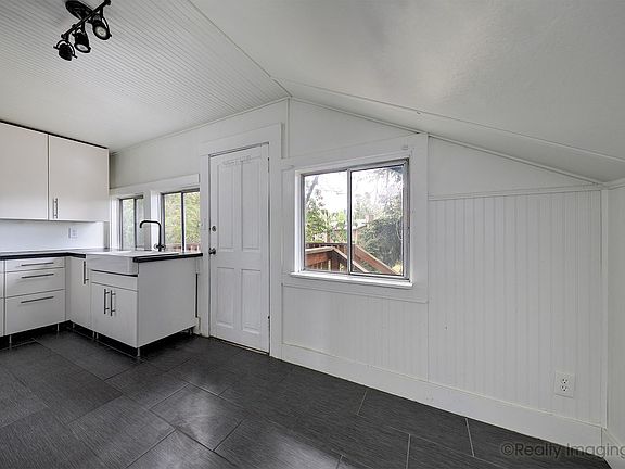 2nd image of 6015-6017 SE 99th Ave