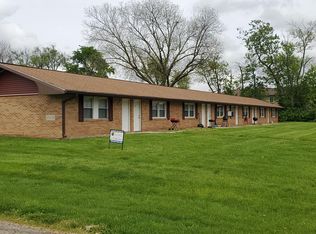 1201 Arthur Ave, Charleston, IL 61920