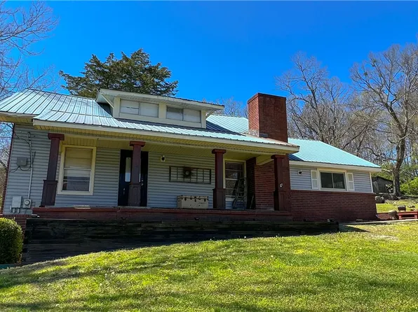 438 Phillips St, West Fork, AR 72774