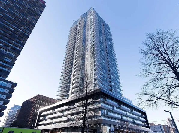 30 Roehampton Ave Unit 2303, Toronto, ON M4P 0B9