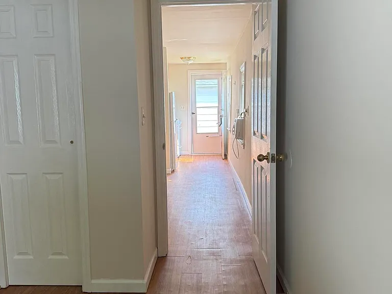 257 Carr Ave #C — Photo 8