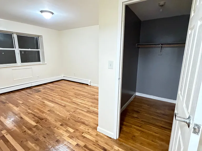 747 Essex St #3 — Photo 2