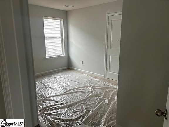 5th image of 205 Gumwood Cir