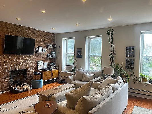 1st image of 289 5th Ave APT 1