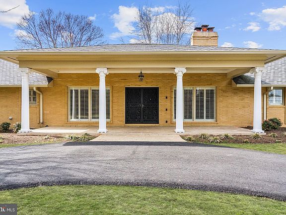 2nd image of 248 Bliss Ln
