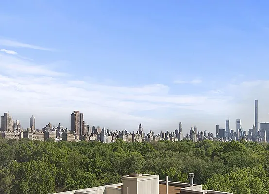 Sold by Warburg | media 8