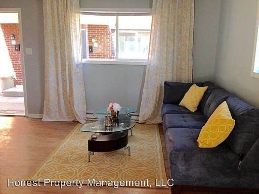 3rd image of 1837 Prospect St APT 6