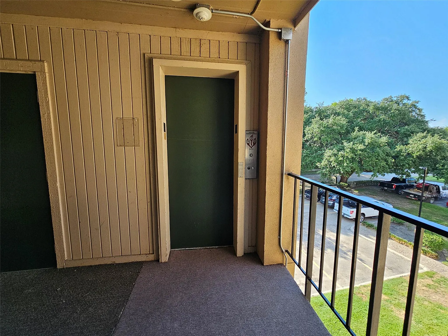 1 bed, 1.0 bath, 584 sqft, $1,050 — Photo 4