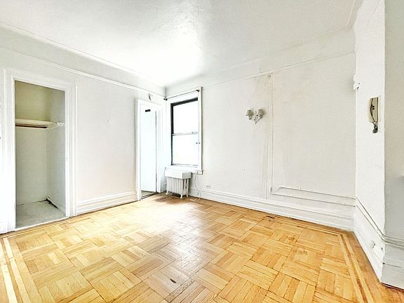 2nd image of 111 W 16th St APT 4D