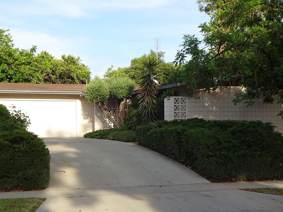 1st image of 4768 N Warren Ave