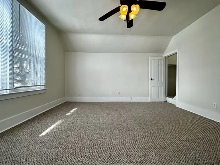 2707 Forest Ave — Photo 18