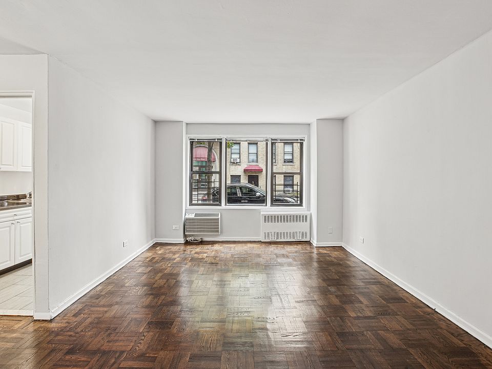 1st image of 2400 Webb Ave APT 2H