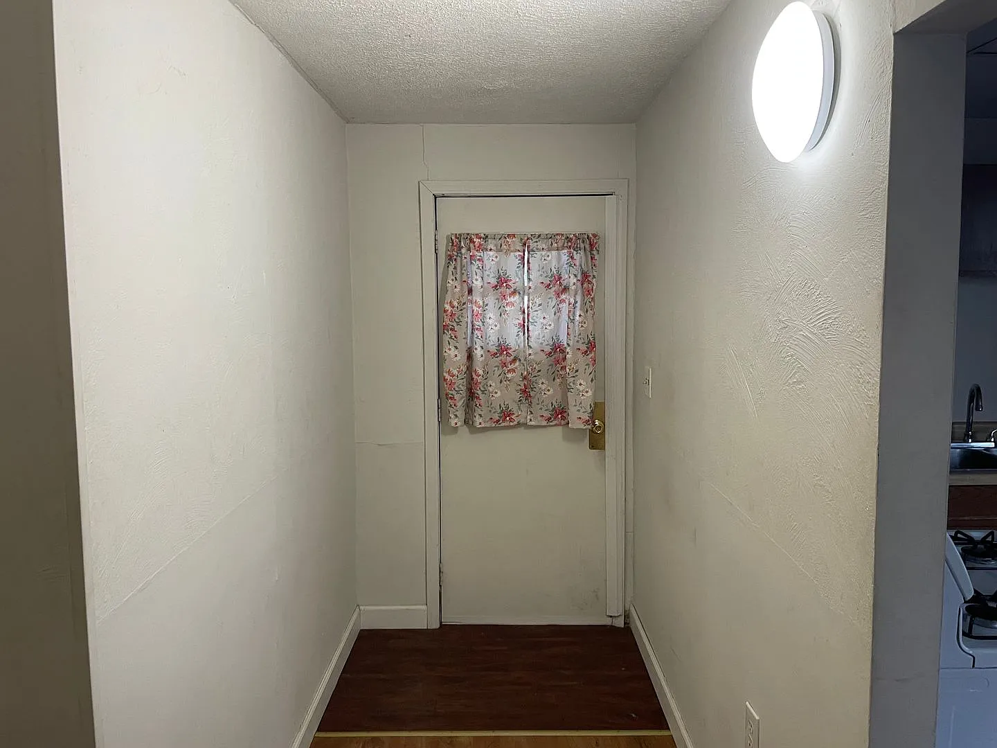 20 Franklin St — Photo 3