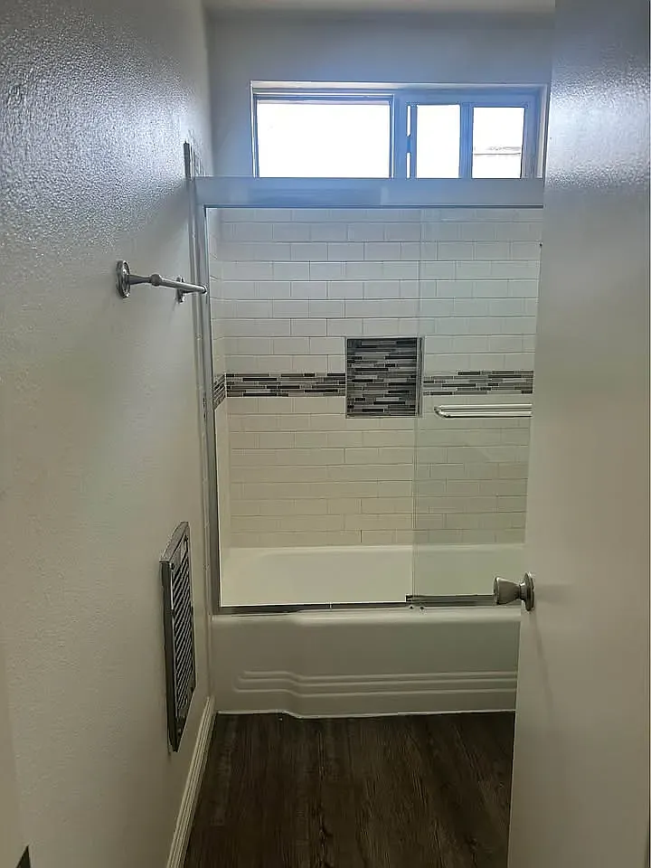 Studio, $1,595 — Photo 3