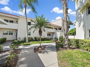 758 Village Cir APT 207, Venice, FL 34292