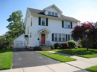 235 Brockley Rd, Rochester, NY 14609